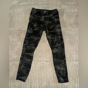 Athleta Green Camouflage Leggings